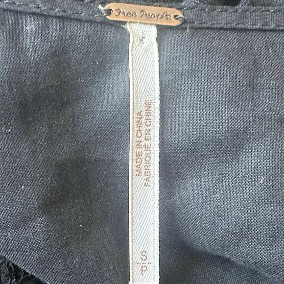 Free People Button Front Swing Tunic Black Cap Sleeve Boho Top Women’s XS - Picture 5 of 5